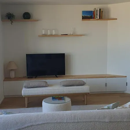 Subliem Met Zeezicht Apartment