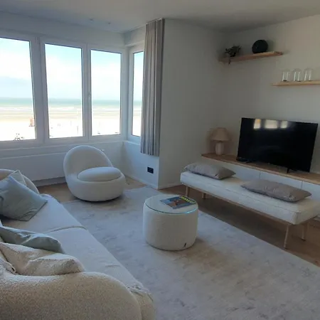 Appartement Subliem Met Zeezicht *