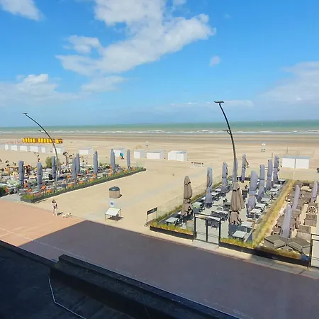 Apartament Subliem Met Zeezicht De Panne