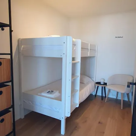 Subliem Met Zeezicht * De Panne